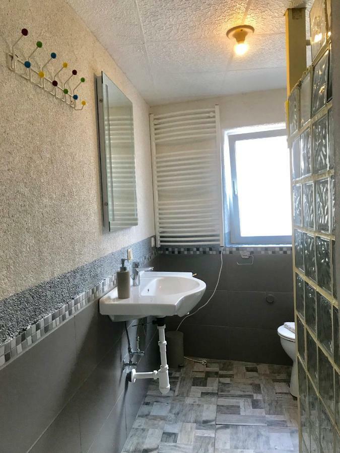 Ferienwohnung In Ediger Eller Экстерьер фото